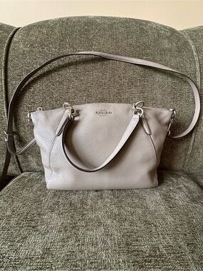 Coach Kelsey pebbled leather crossbody, satchel.